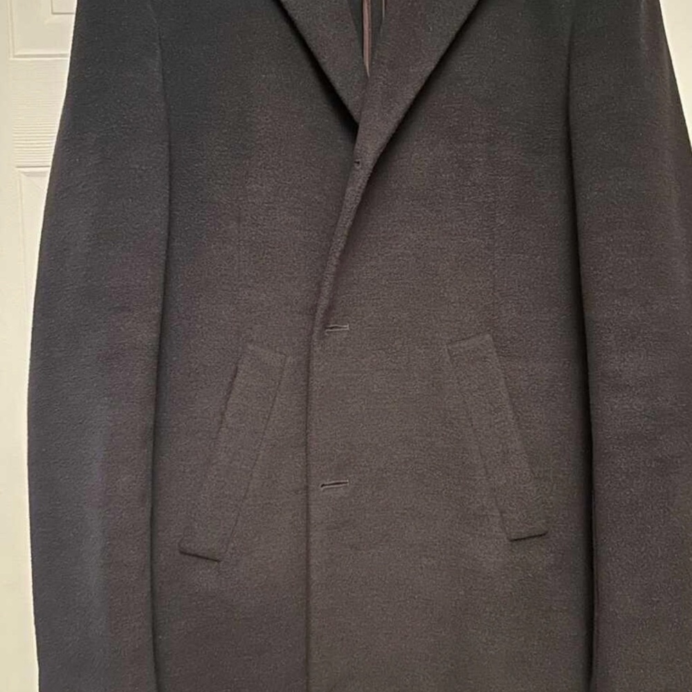 Coat brand new.